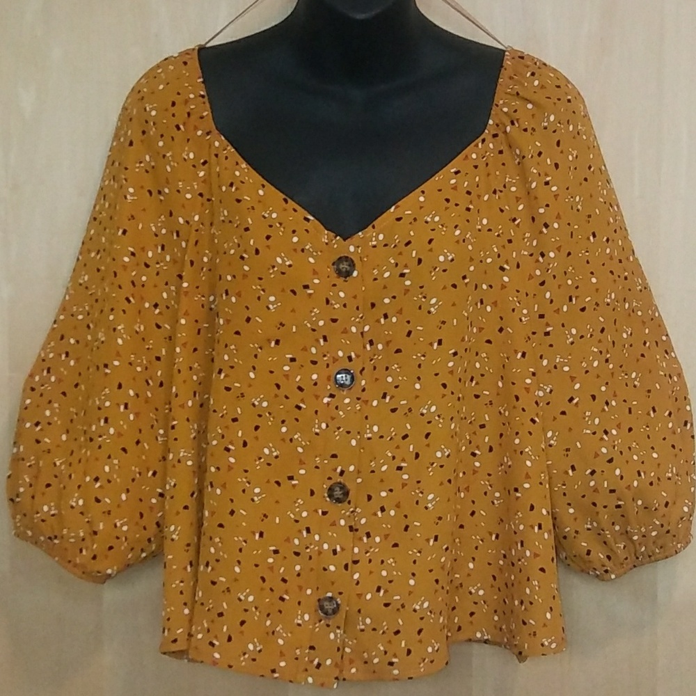 Cute Little Balloon Sleeve Swing Crop Top